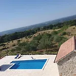 Vila Doci